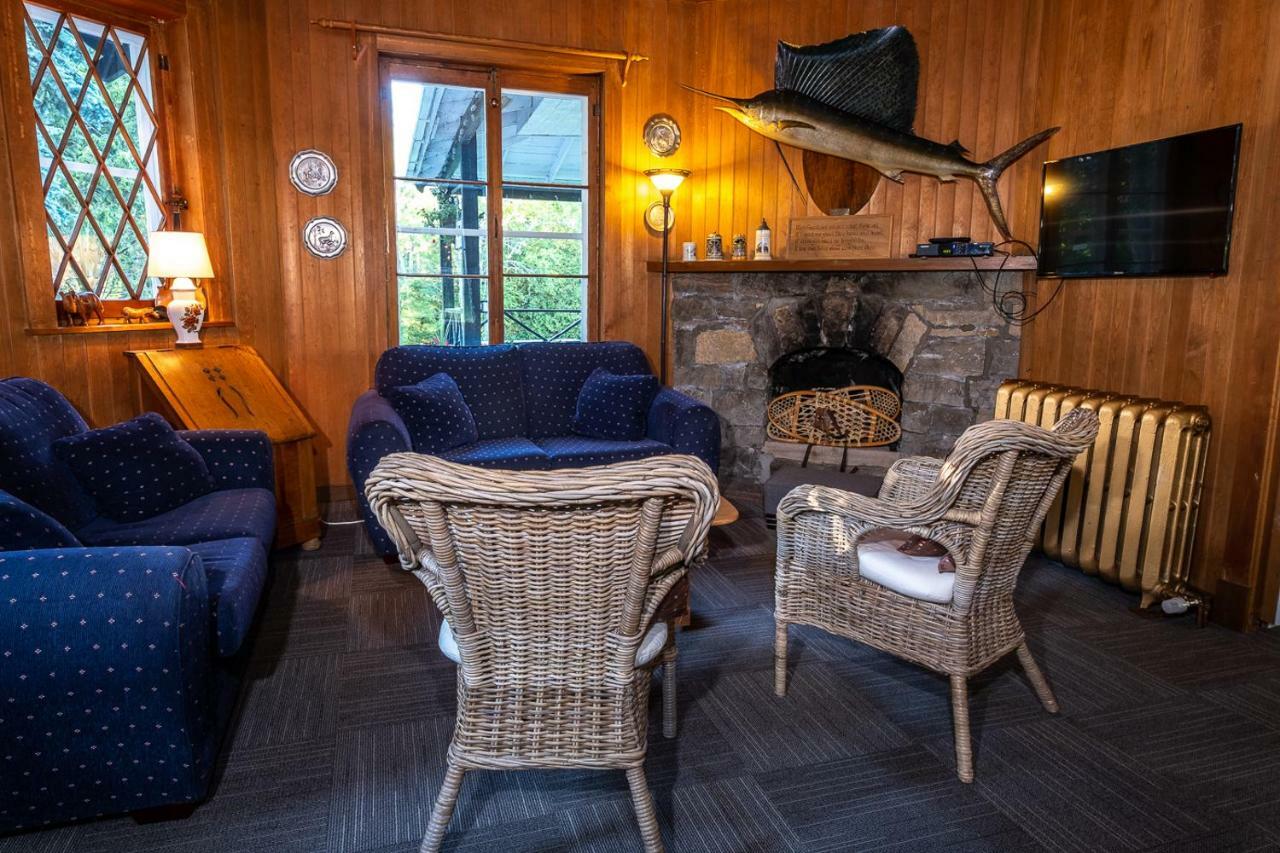 Auberge Les Sources Ла-Мальбе Екстер'єр фото